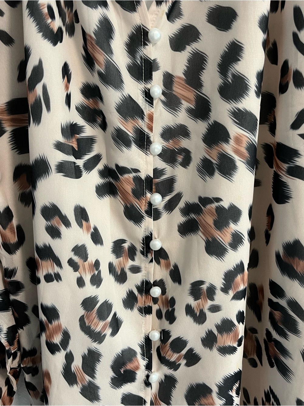Leopard Print Button-Down Blouse Lined Sheer Size XL - Picture 2 of 10
